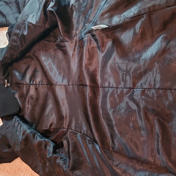 Samuel Dong trench with ruffles and Rosetta embellishment - Picture 8 of 10